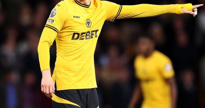 Palace move for £50m Strand Larsen in doubt