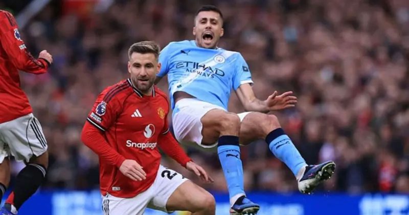 Dream Start For Carrick As United Win Over City In Manchester Derby